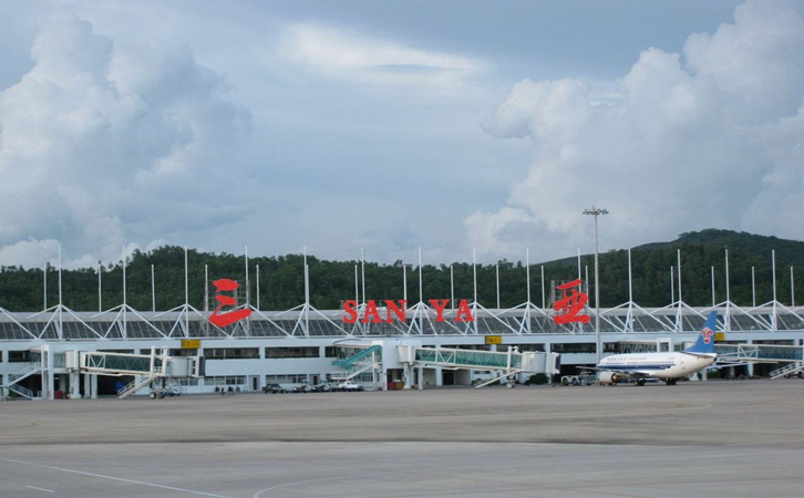 镇江空运当天达三亚机场